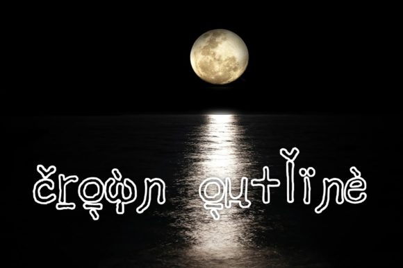 Crown Outline: A Distinctive Typeface for Editorial Design